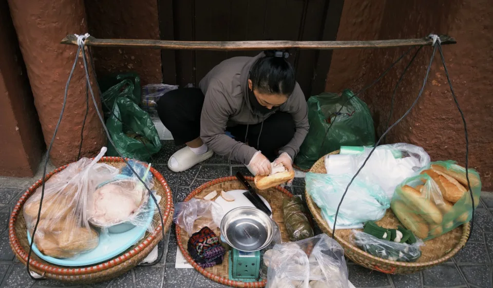 Bánh mì thịt nướng